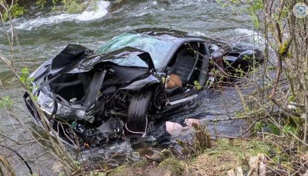 Ein englisches Ehepaar stirbt an Bord eines Ferrari auf der Autobahn León-Kantabrien