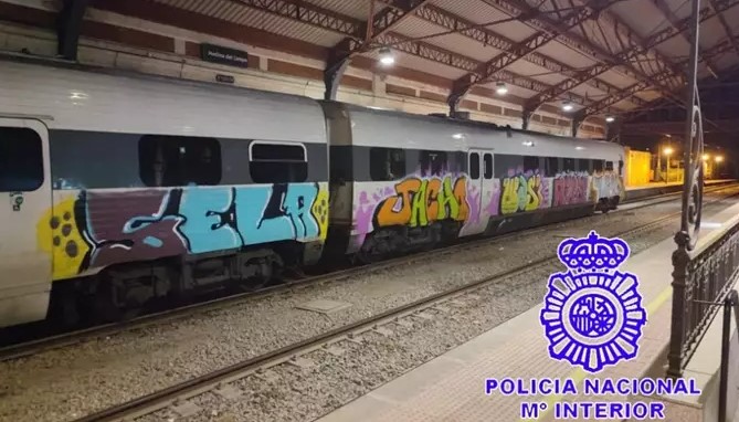 Nationalpolizei schlägt zu: 29 Festnahmen nach massiven Graffiti-Vandalismus an Spaniens Bahnen