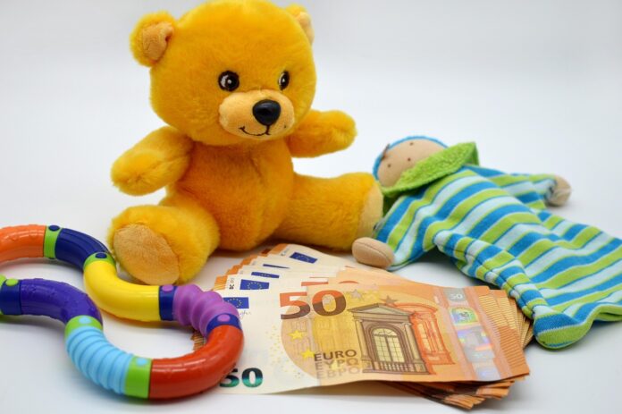 Kinderarmut Spanien Katalonien Katalonien wird 700 Millionen Euro in den Kampf gegen Kinderarmut investieren