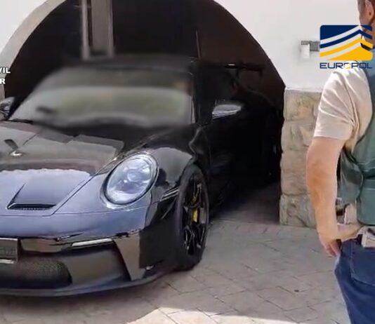 Schlag gegen Luxusauto-Mafia: 134 gestohlene Fahrzeuge in Spanien sichergestellt