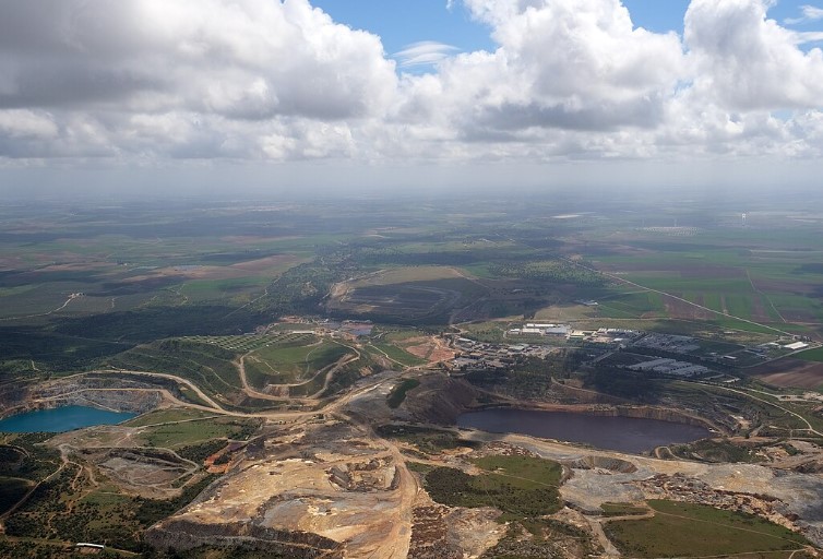 Andalusien eröffnet die Mine Aznalcóllar (Sevilla) 24 Jahre nach ihrer Schließung wieder