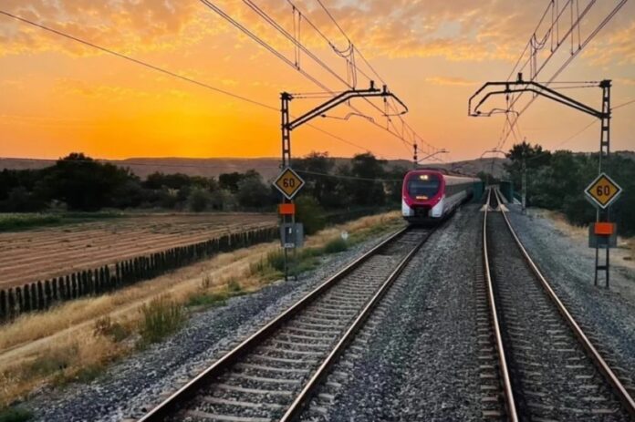 Chaos bei AVE nach schwerer Sabotage in Toledo durch Kabeldiebstahl: 10.000 Passagiere sitzen fest, 30 Züge betroffen