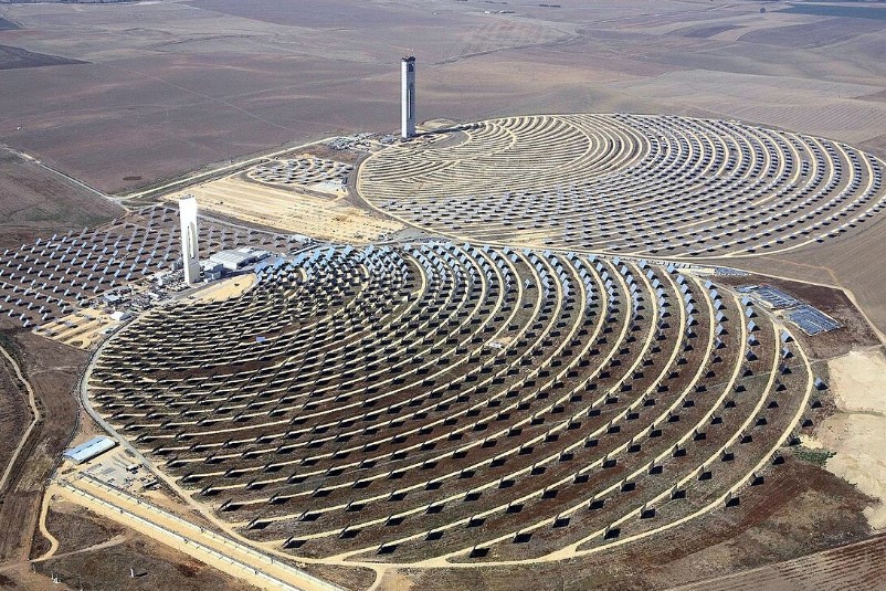 Die Kapazität erneuerbarer Energien in Spanien ist fast doppelt so hoch wie die der fossilen Brennstoffe
