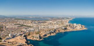 Torrevieja verdoppelt die Belegschaft und verdreifacht die Ressourcen für die Vorbereitung seiner Parks und Gärten