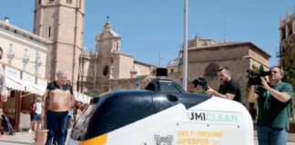 Smart City Valencia testet Reinigungsroboter