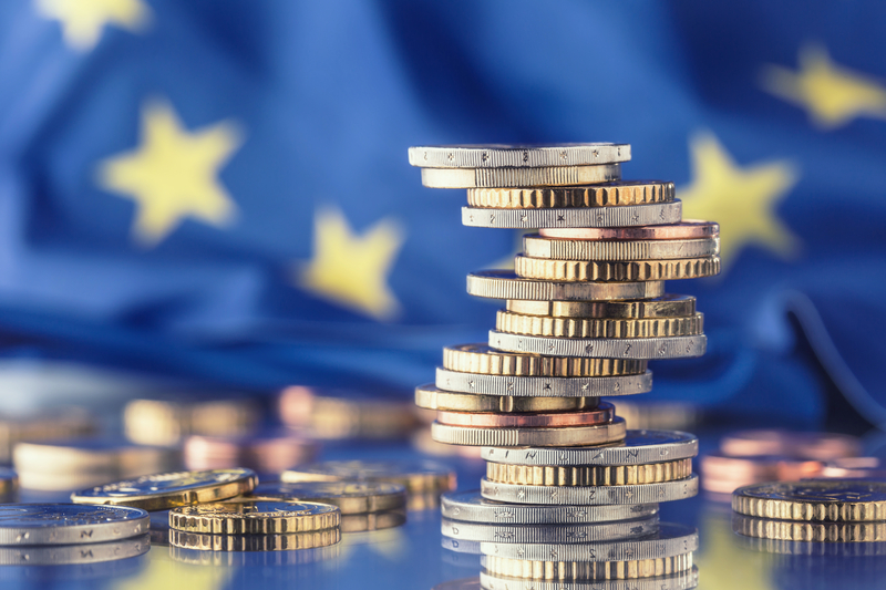 Brüssel schützt Spanien vor den Auswirkungen des Zollkriegs und hebt die Wachstumsprognose auf 2,6 % an