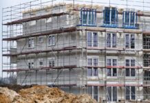 Revolution auf dem Wohnungsmarkt: Spaniens neue öffentliche Wohnungsbaugesellschaft garantiert bezahlbare Mieten