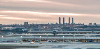 Vorfall am Flughafen Madrid-Barajas: Unbekannte Person erzwingt Notmanöver und sorgt für Flugchaos