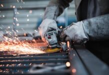 Spaniens Industrie in der Krise: Über 720.000 Arbeitsplätze verloren – Ein Weckruf für die Wirtschaft