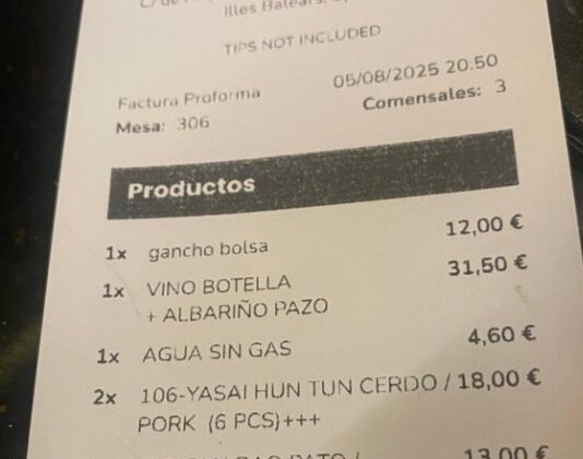 Restaurant auf Ibiza berechnet 12 Euro für Taschenhaken: Ein teurer Drink wird zur viralen Falle