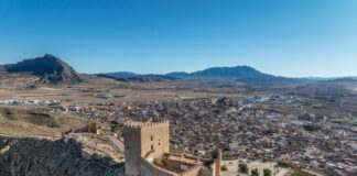 Kontroverse in Jumilla: Spanische Stadt verbietet muslimische Feiern und entfacht landesweite Debatte