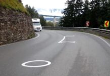 Rätsel auf dem Asphalt: Was die neuen Kreise auf Spaniens Straßen wirklich bedeuten