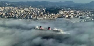 Das Geisterschiff von Vigo? Kreuzfahrtschiff verschwindet im dichten Küstennebel