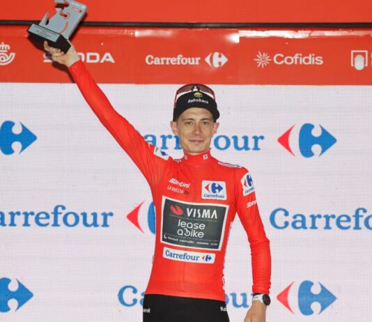 Vingegaard triumphiert im Chaos: Sieg auf der zweiten Vuelta-Etappe und das Rote Trikot