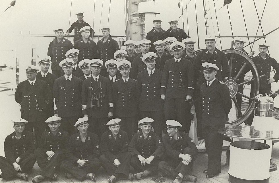 Woermann auf den Kanaren Woermann auf den Kanaren: Die geheime U-Boot-Basis der Nazis, die Franco schützte